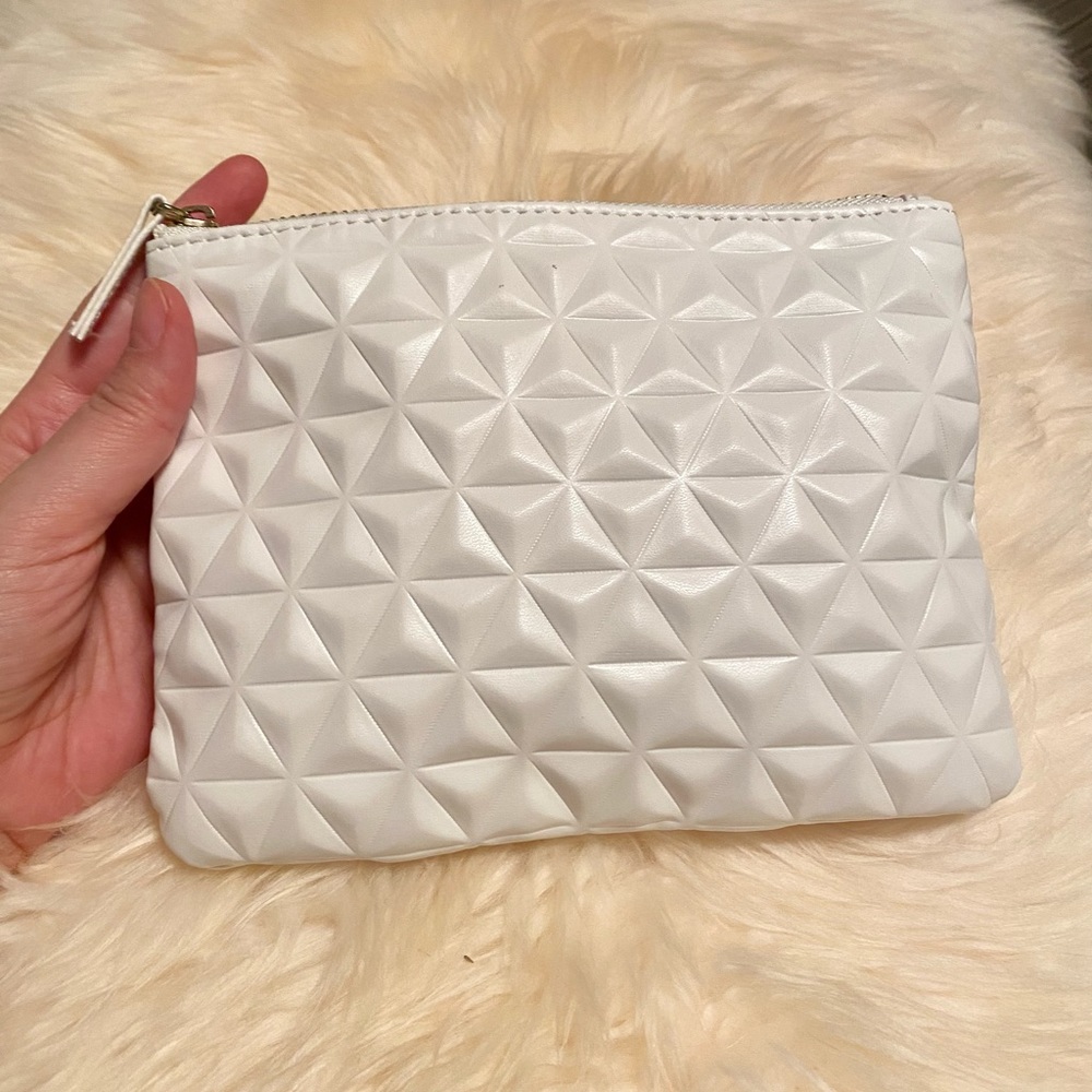 Shiseido Ginza Tokyo cosmetic bag - White